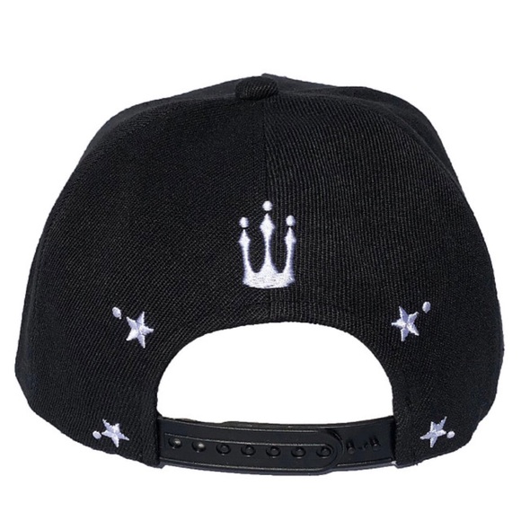 Snapback - Picture 5 of 5